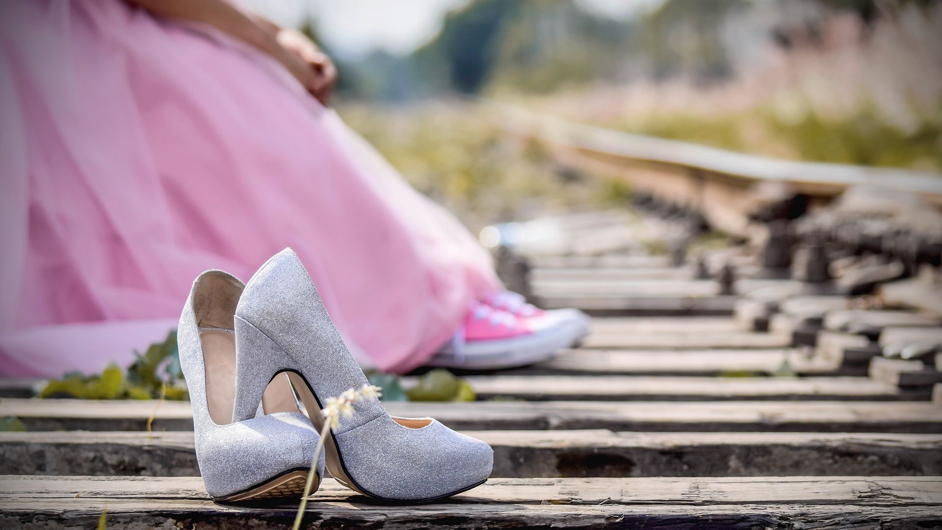 ▲▼高跟鞋,平底鞋,禮服,婚禮。（圖／取自免費圖庫pixabay）