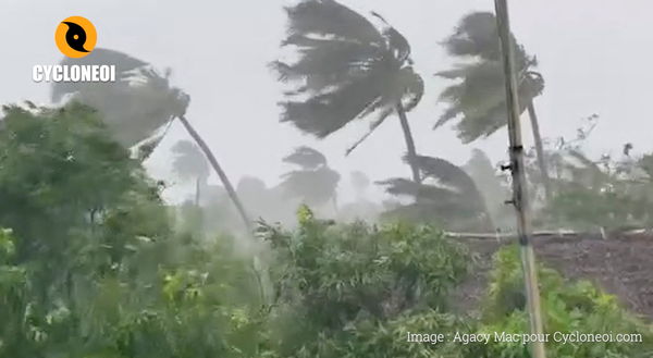 ▲▼強烈熱帶氣旋「巴茲萊」（Batsirai）侵襲馬達加斯加。（圖／路透）
