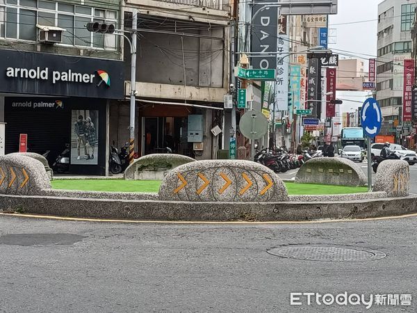 ▲彰化圓環將拆除突出抿石子。（圖／彰化市公所提供 記者唐詠絮攝）