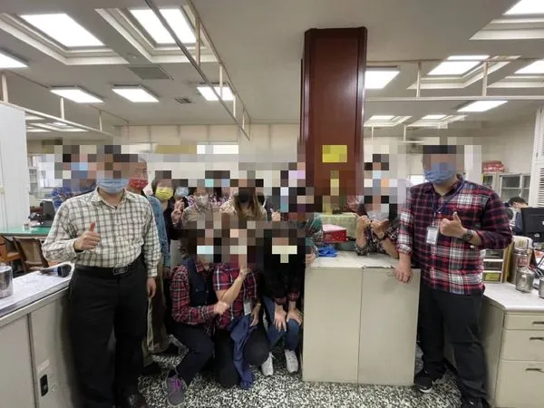 ▲台中停管處新處長要求同仁玩Dress Code爆離職潮　當事人「沒有強迫」。（圖／民眾提供）