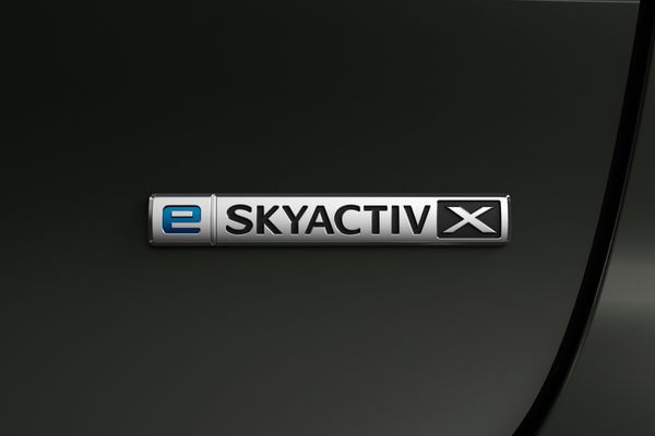 馬自達3追加e-Skyactiv X輕油電新動力！預計3月發起全台預售（圖／翻攝自馬自達）