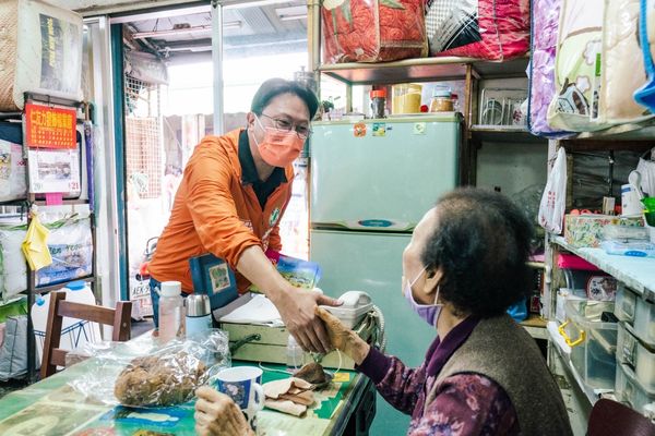 ▲▼轟藍營反核食誤導市民，高雄正能量籲下架「韓粉議員」。（圖／記者賴文萱翻攝）