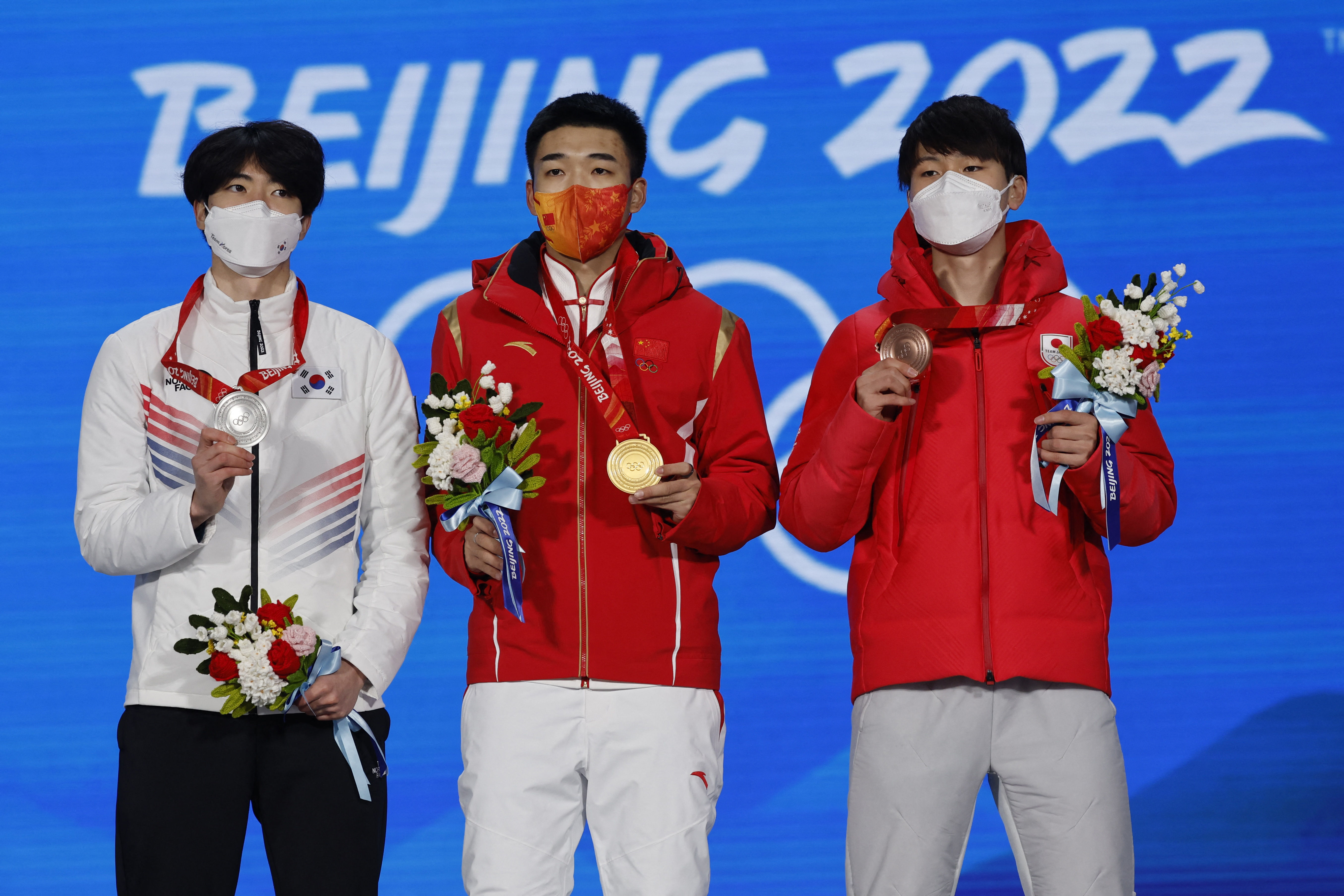 ▲▼ 北京冬奧,速度滑冰500公尺頒獎。（圖／路透）