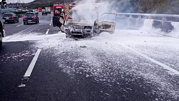 ▲▼國道火燒車。（圖／國道第七公路警察大隊提供）