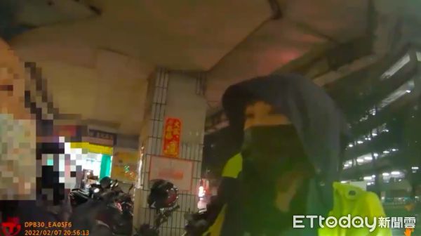 ▲▼新北市保大許姓女警長相甜美，但辦案也相當細心，一天內破2案             。（圖／記者陳以昇翻攝）