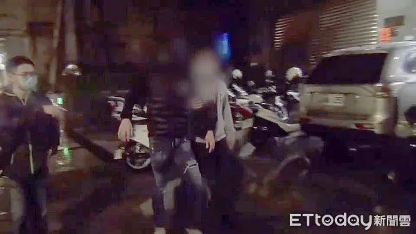 ▲萬華康定路爆發載運傳播小姐的馬夫因消費糾紛遭歹徒設局砍殺的驚悚案件。（圖／記者張君豪翻攝）