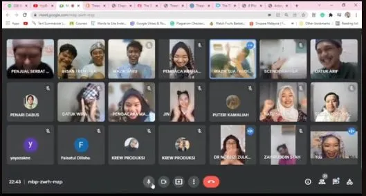 ▲▼男大生最後一堂課趁機告白，結局曝光。（圖／翻攝自TikTok／anaslahhh）