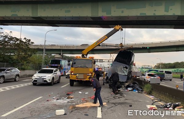 ▲新北五股車禍。（圖／記者陳雕文翻攝）