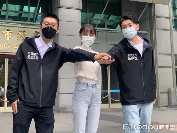 ▲▼戴湘儀、呂家愷、吳訓孝15日正式宣布投入2022新北市議員選舉。（圖／記者楊蕓攝）