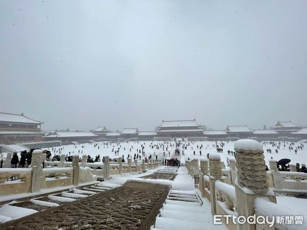 ▲▼ 2022.2.13故宮下雪。（圖／記者任以芳攝）