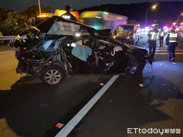 ▲▼國道酒駕釀禍。（圖／記者陳雕文翻攝）
