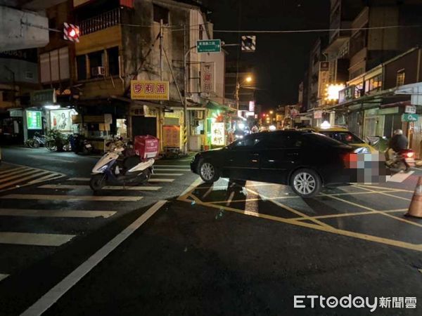 ▲▼宜蘭市東港路與慈安路口車禍。（圖／記者游芳男翻攝）