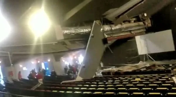 ▲▼西班牙馬德里遊樂園劇場天花板坍塌，壓傷13人。（圖／翻攝自推特@MadridDirecto）