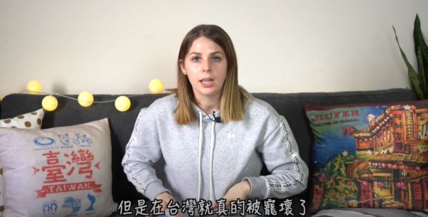 ▲莎白分享從美國來台灣12年的差異。（圖／翻攝自YouTube／莎白Elizabeth）