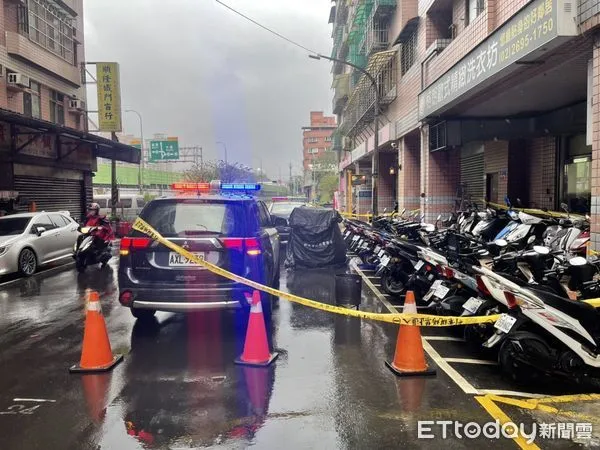 ▲汐止區福德二路21日清晨發生男子墜樓身亡意外。（圖／記者張君豪翻攝）