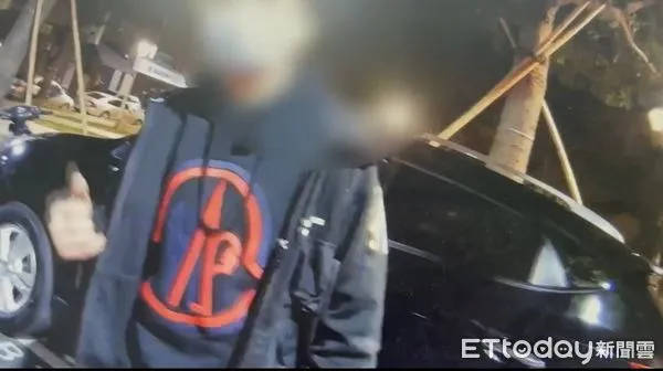 ▲▼為30萬糾紛擄走人，22歲嫌見警先求助：我iPhone12掉了。（圖／記者賴文萱翻攝）