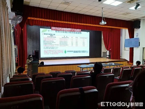 ▲▼花蓮縣環保局推廣種植合適且可吸收空氣污染的本土原生樹種，可達到淨化空氣的目的。（圖／花蓮縣政府提供，下同）