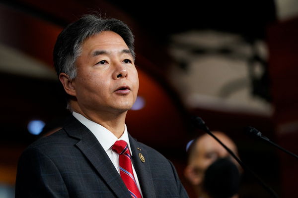 ▲▼台裔美國民主黨眾議員劉雲平（Ted Lieu）。（圖／路透）