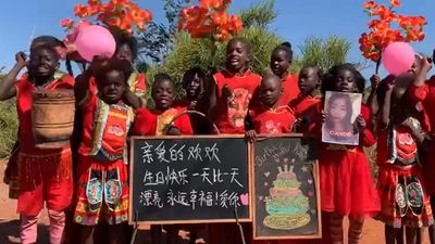 非洲小孩「拍中文祝賀影片」賺錢！日本、大陸網友都超愛　30秒片可賣數千元