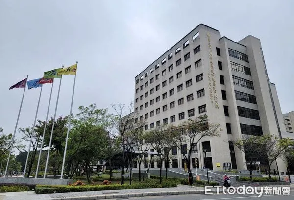 ▲成大醫院獲衛福部國健署，全國癌症診療品質認證「優等」最高榮譽。（圖／記者林悅翻攝，下同）