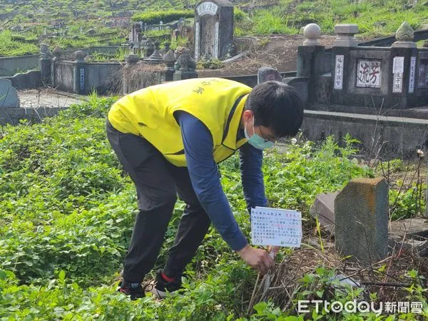 ▲竹山鎮公所推動第一公墓起掘免費進堂措施，以配合縣府建設共融公園（下同）。（圖／竹山鎮公所提供）