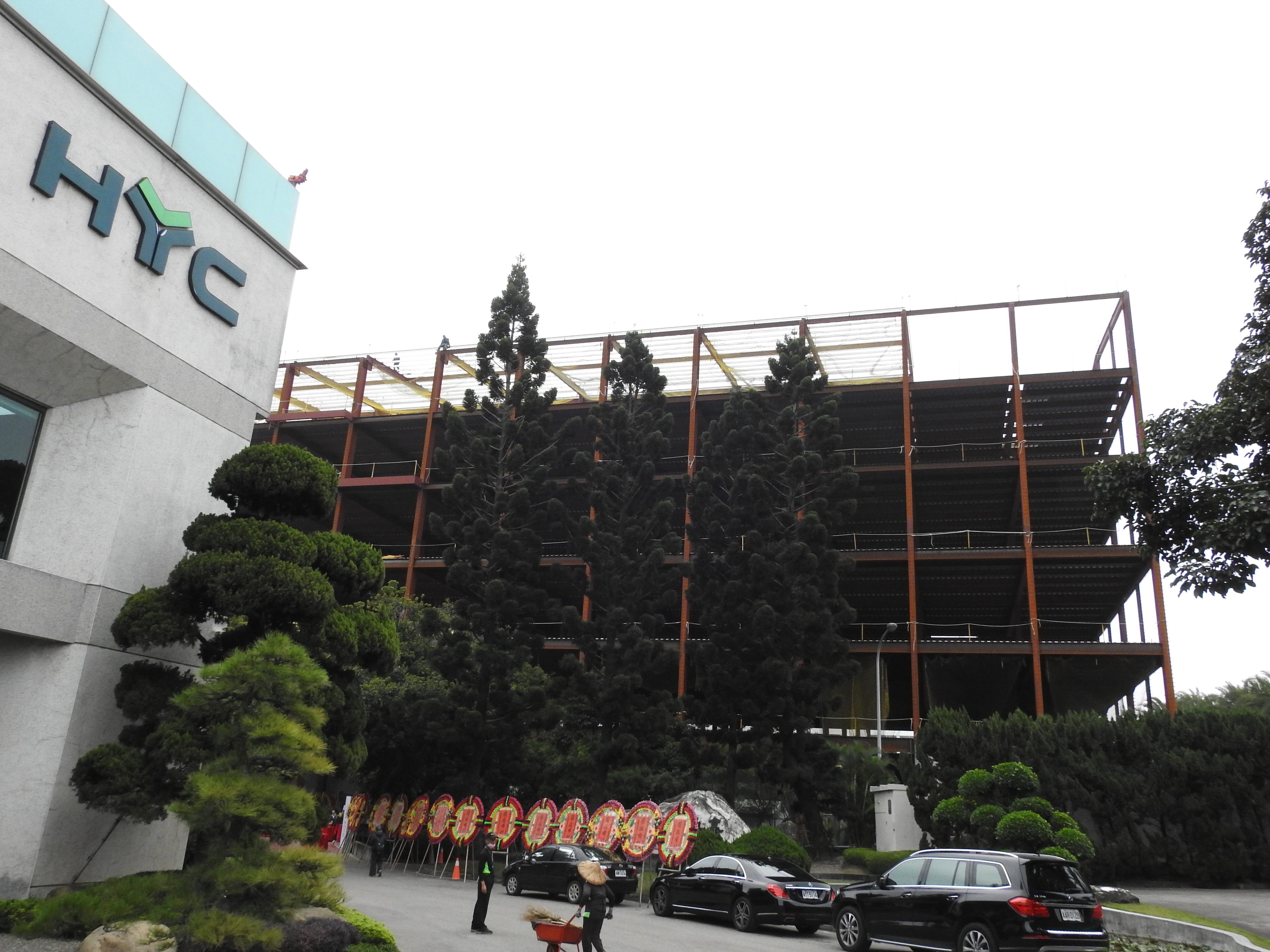 ▲鑫永銓新廠上梁、轉型升級。（圖／南投縣政府提供）