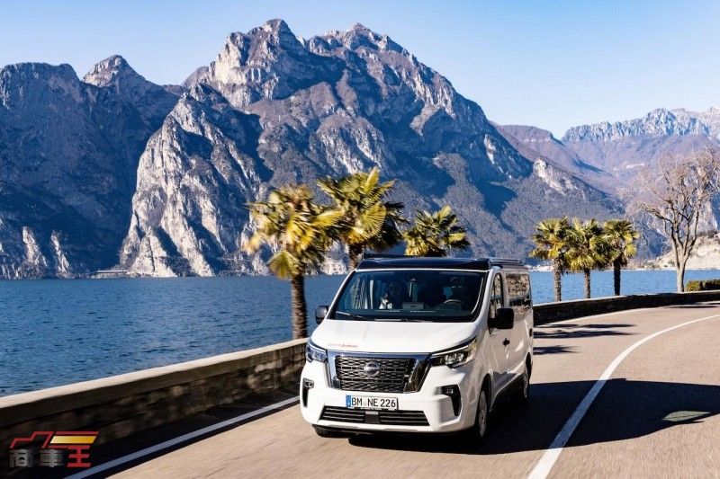 ▲歐洲取向的掀頂式露營車　Nissan Primastar `Seaside by Dethleffs` 亮相。（圖／小七觀點）