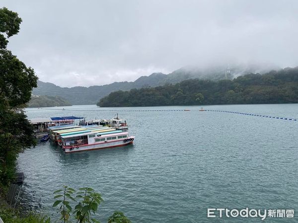 ▲▼石門水庫放水。（圖／北水局）