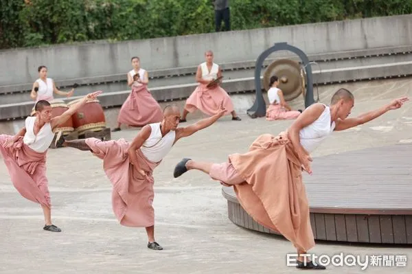 ▲優人神鼓屏菸25日開幕表演             。（圖／文化處提供，資料照，下同）