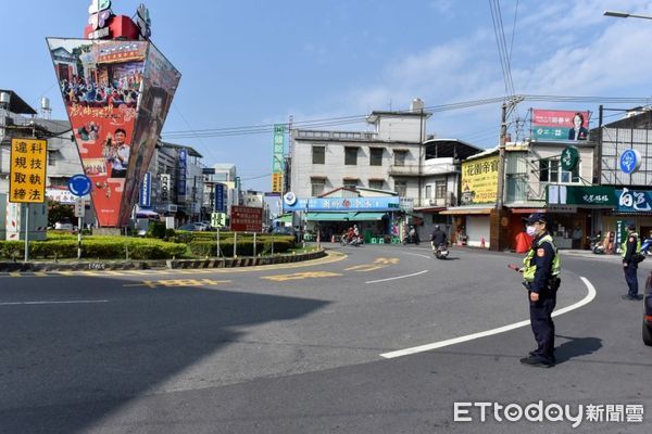 ▲228連假，潮州警方加強疏導交通、加強取締酒駕             。（圖／記者陳崑福翻攝，下同）