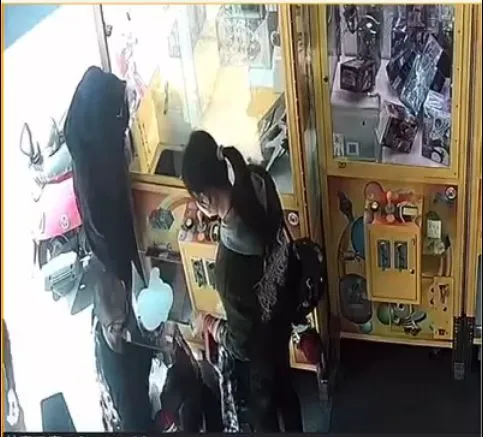 ▲店家在地方社群臉書po娃娃機台畫面             。（圖／翻拍屏東人屏東事臉書）