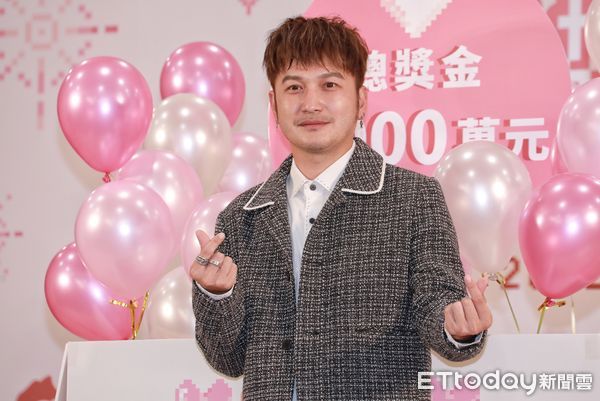 ▲▼黃珊珊、KID林柏昇出席「2022台北千萬要結婚 結婚送千萬」記者會。（圖／記者周宸亘攝）