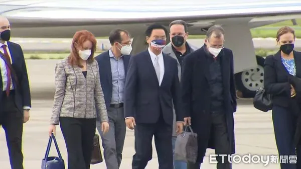 ▲▼美國總統拜登訪問團專機抵台。（圖／攝影中心攝）