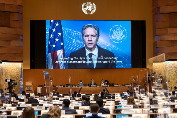 ▲美國務卿布林肯（Antony Blinken）在聯合國人權理事會建議，把俄羅斯會籍移除。（圖／路透）