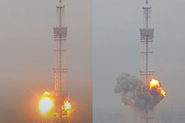 ▲▼基輔電視塔遭「2枚俄導彈」攻擊。（圖／翻攝自推特）