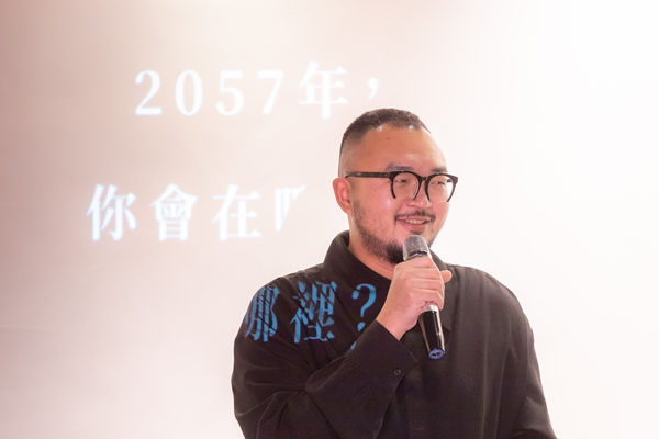 ▲▼《2057 給35年後的活存演習》由橫跨視覺與舞蹈的旅法藝術家暨策展人林人中策展。（圖／國家兩廳院）