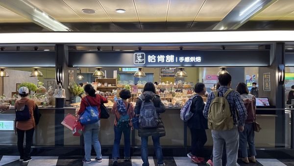 ▲▼南京復興站首座微型商場Metro Corner。（圖／台北捷運公司提供）