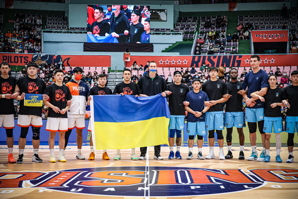 ▲PLG職籃賽前為塞瑟夫及烏克蘭人民加油打氣。（圖／PLG職籃提供）