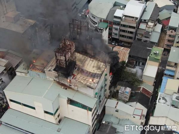 ▲▼台中興中街火警6死，空拍畫面曝光。（圖／民眾提供）