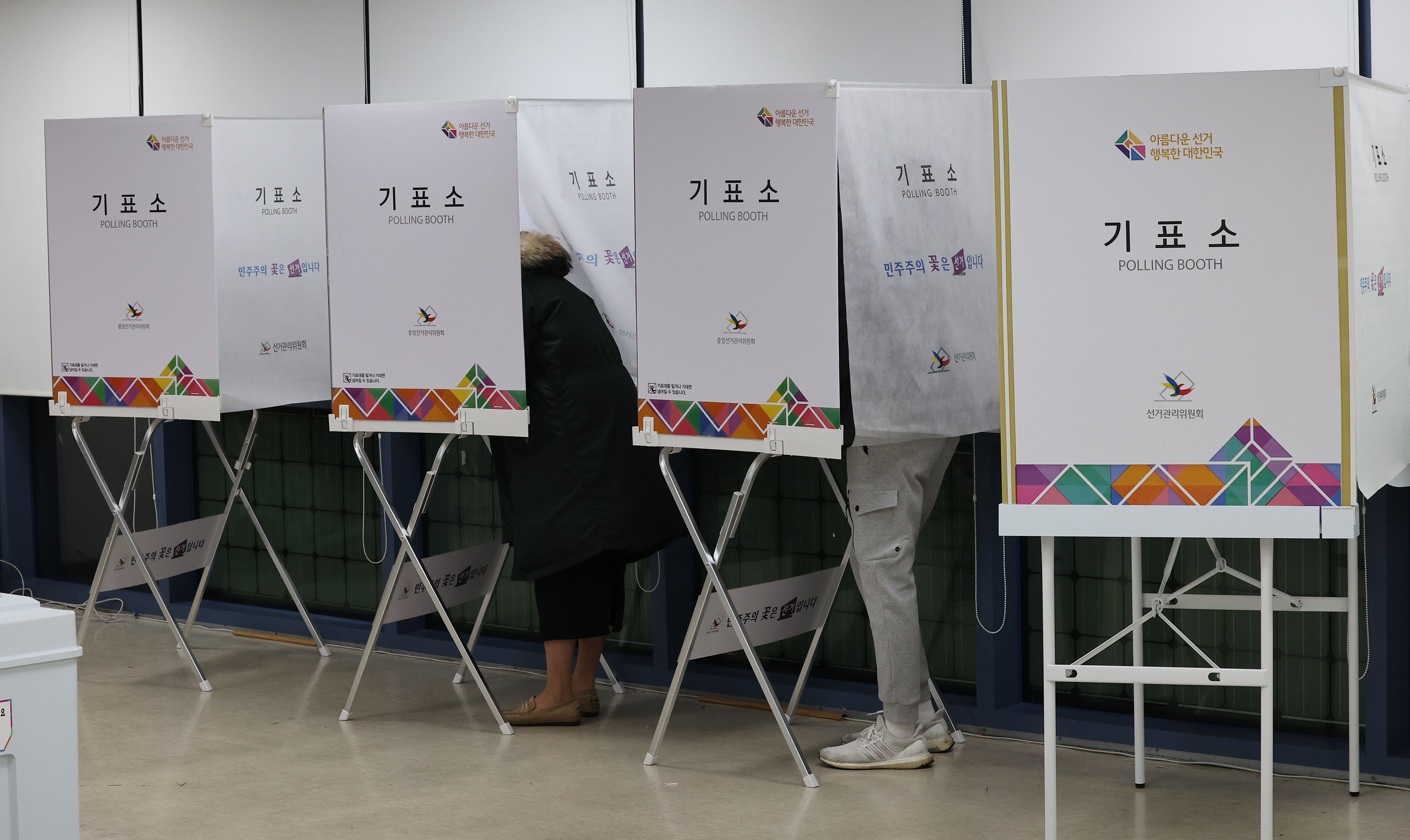 ▲▼南韓總統大選投票所。（圖／達志影像／newscom）