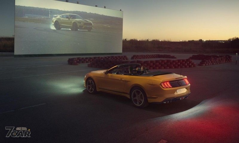Ford Mustang Convertible California Special 登場