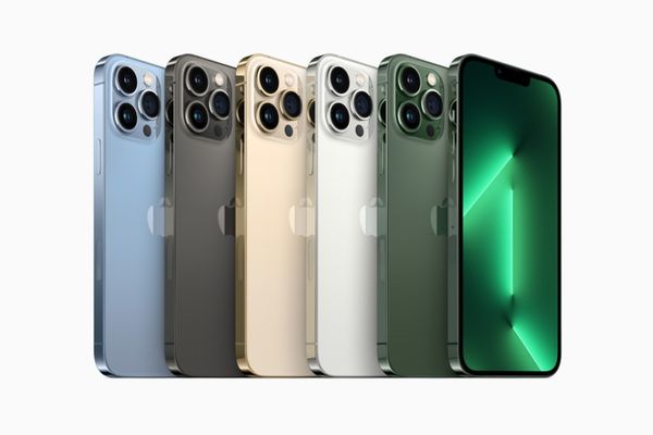 ▲蘋果春季發表會推出iPhone 13 Pro松嶺青新色。（圖／翻攝自蘋果官網）