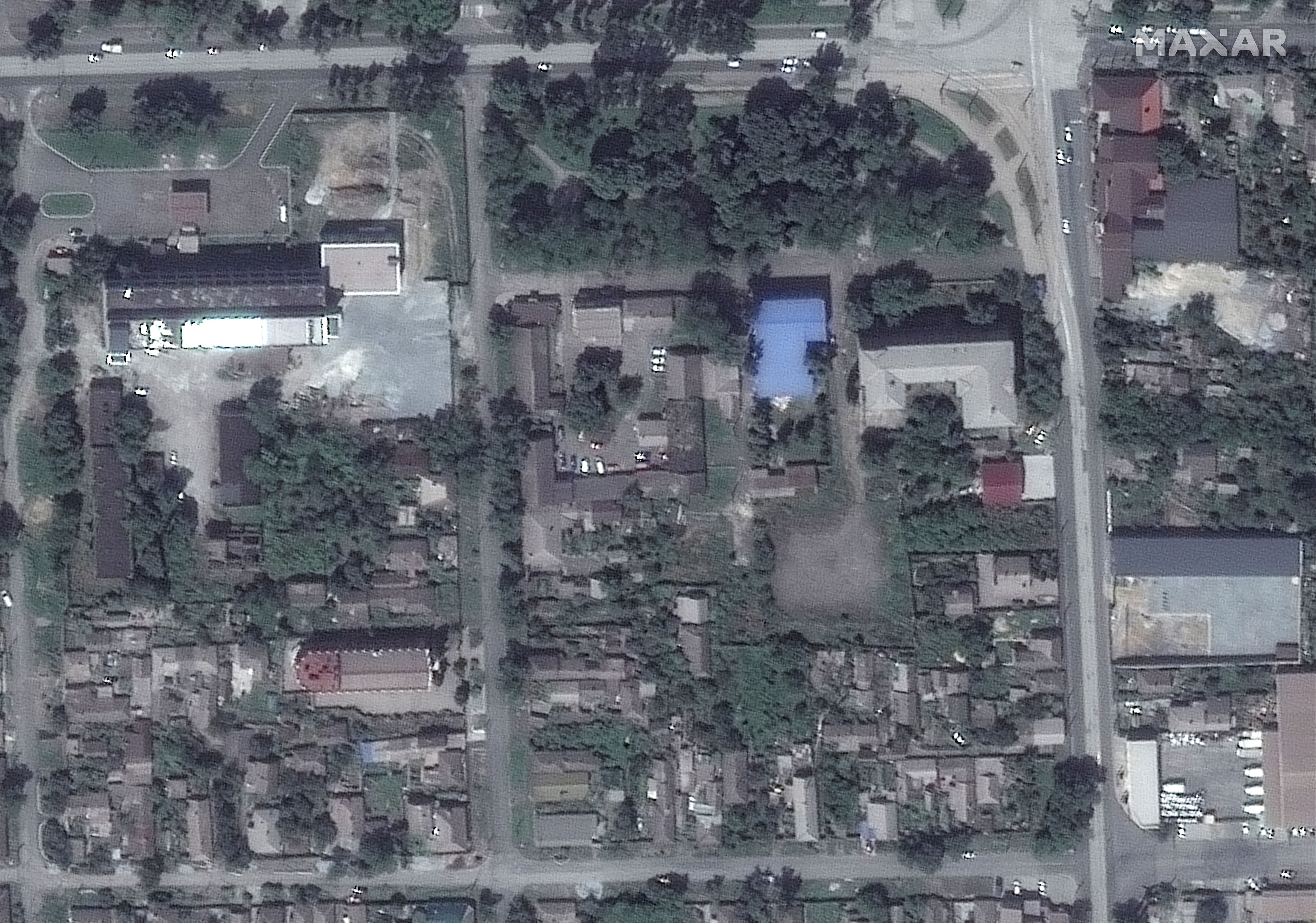 ▲▼ 烏克蘭馬力波（Mariupol）去年6月及今年3月9日衛星照可見俄軍空襲造成的破壞。（圖／路透）