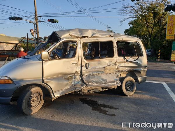 ▲▼    嘉義死亡車禍         。（圖／記者翁伊森翻攝）