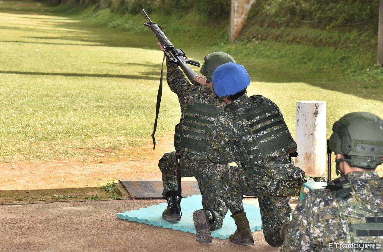 女士官只穿內褲遭「老漢推車」內射！　挨告軍官驚覺：她男女通吃 | ETtoday社會新聞 | ETtoday新聞雲