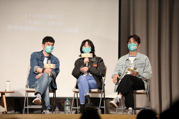 ▲▼李沐與林鶴軒（大鶴）、導演杜政哲、一起前往校園與學生分享電影及生活（圖／華映提供）