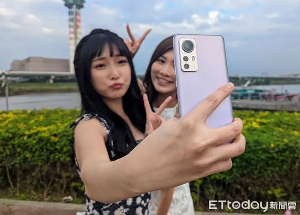 ▲小米12實拍。（圖／記者陳俐穎攝）