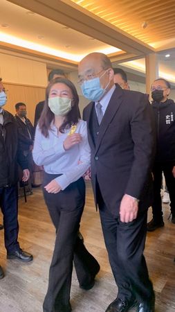 ▲三立新任董事長張榮華、總經理高明慧▼             。（圖／讀者提供）