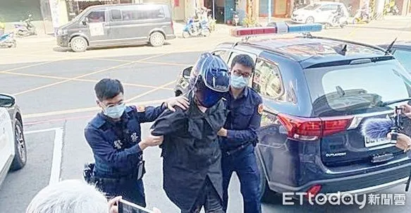 ▲蔣姓紙雕師去年11月間因細故持刀刺死超商店員，桃園地檢署今天依殺人罪嫌起訴。（資料照／記者沈繼昌翻攝）