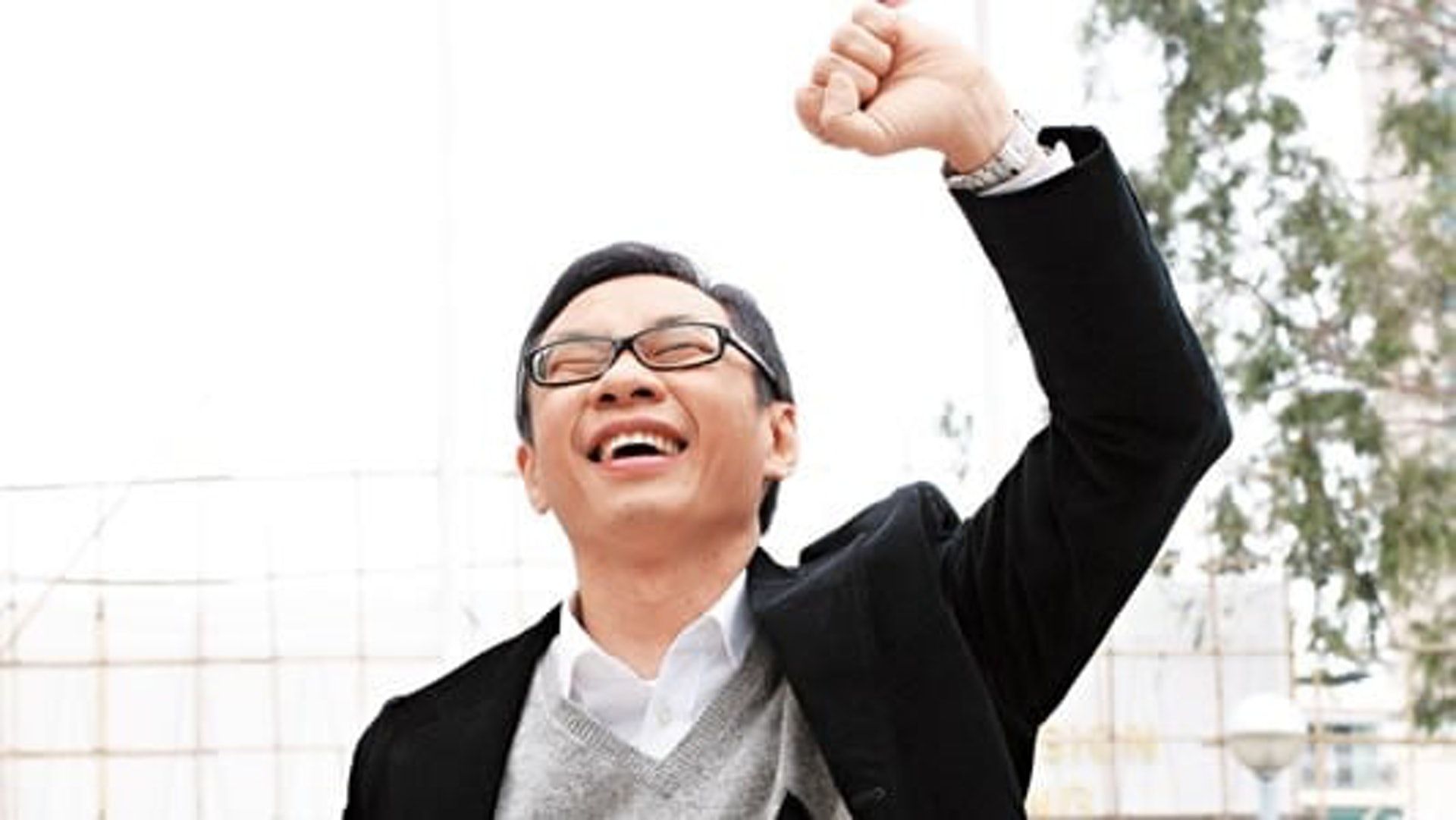 ▲主持人邵國華罹癌「舌頭被切剩五分之二」離世　生前6病纏身&hellip;友證實噩耗。（圖／翻攝自微博）